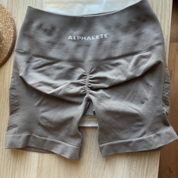 New Alphalete contour short - Picture 1 of 2